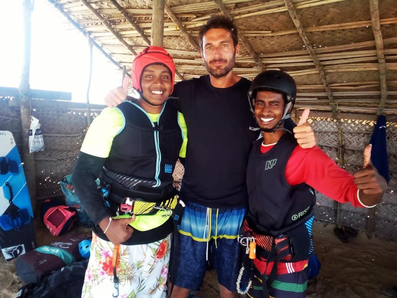 Margarita Village Kite School カルピティヤ エクステリア 写真